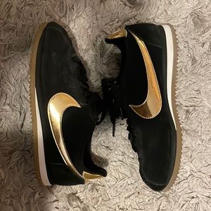 Nike Cortez